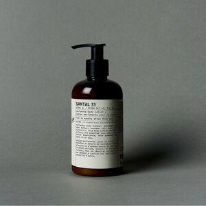 Le Labo Santal 33 Body Lotion - Black and White